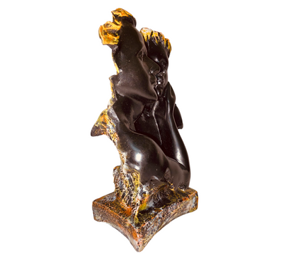 Handicrafted Resin Romantic Love Couple Statue