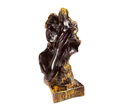 Handicrafted Resin Romantic Love Couple Statue