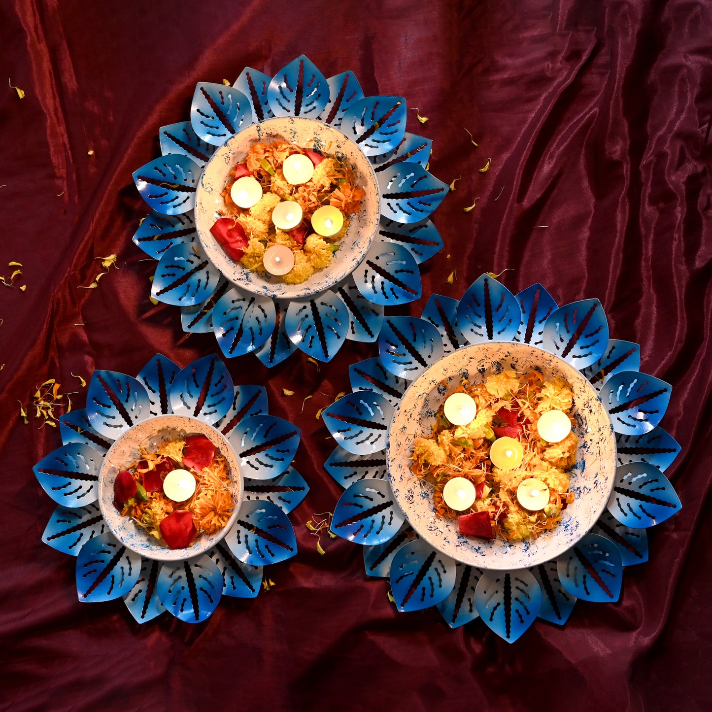 Beautiful Handcrafted Decorative Blue Lotus Urli Bowl Set of 3